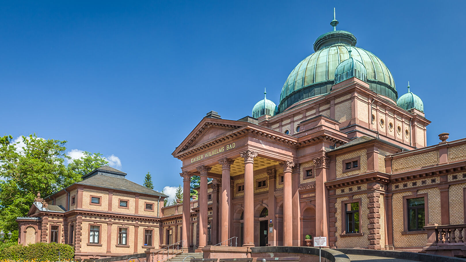 Die Sparrenburg in Bielefeld bei blauem Himmel
