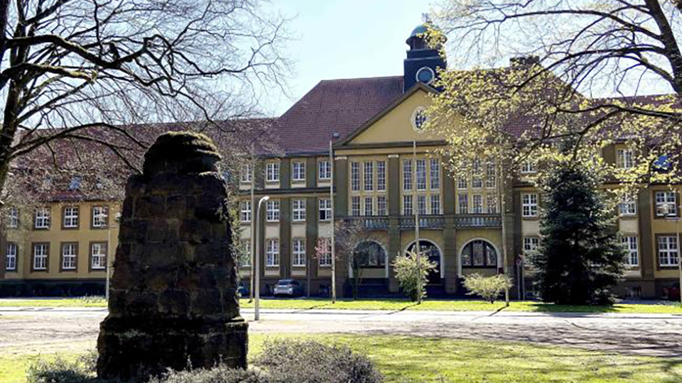 Die Sparrenburg in Bielefeld bei blauem Himmel