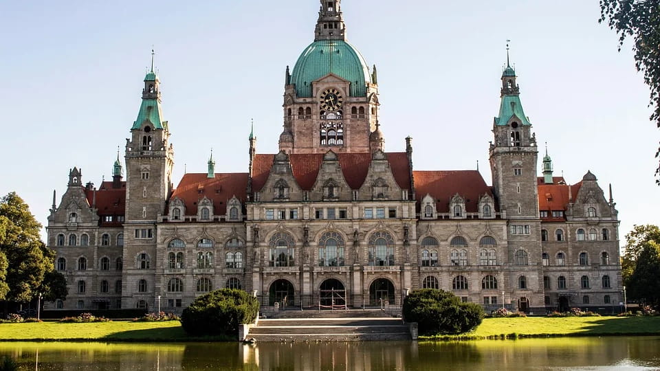 Das Rathaus in Hannover mit seiner eindrucksvollen Architektur